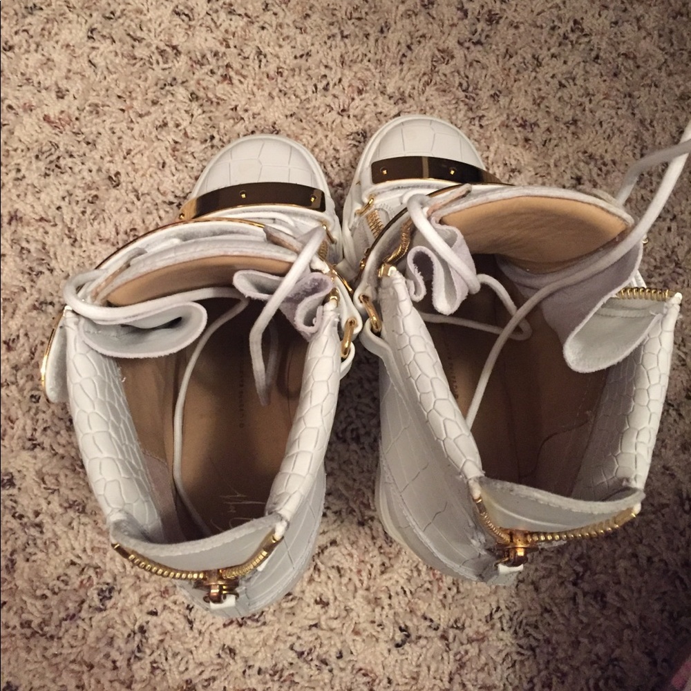 COPY - Giuseppe zanotti wedge - Picture 3 of 4